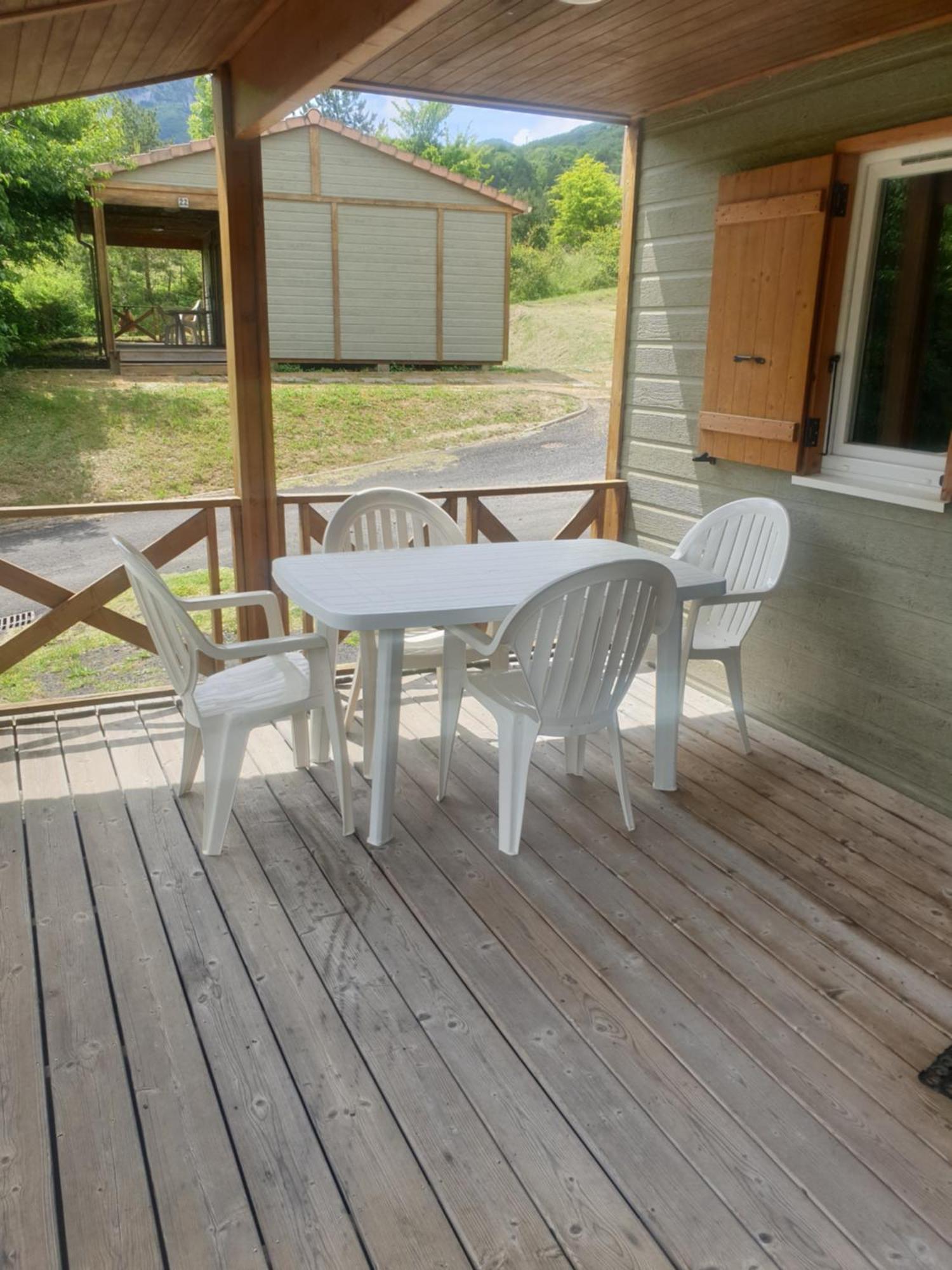 Camping Municipal La Sapinette Quillan Exterior foto